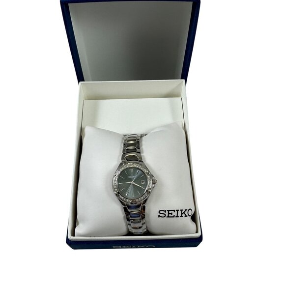 Seiko Womens Swarovski Crystal Sporty Light Blue Dress Watch SXDC51 Quartz - Picture 4 of 12